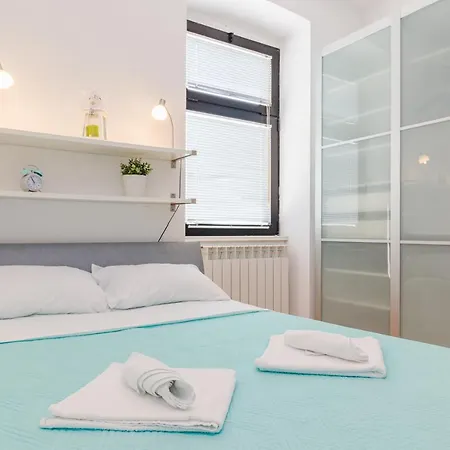 Cubo Apartment